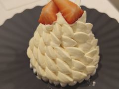 -潮一不贰·法式甜品·生日蛋糕·西式简餐(外滩店)