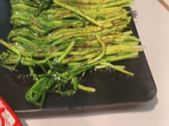 -嗨辣小聚·盘锦河蟹·海鲜烧烤龙虾(盘锦十年好店)