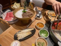 -巴奴毛肚火锅(龙湖锦艺城店)