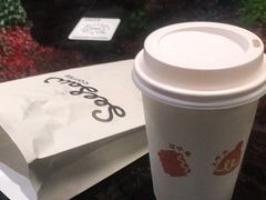 拿铁-Seesaw Coffee(环贸iapm店)