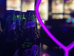 -UP嘻哈酒吧(粉巢店)