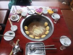 -哈尔滨东北铁锅炖(都督街店)