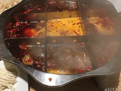 -小天鹅火锅·一线江景洪鼎旗舰店(洪崖洞店)