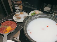 -牛牛和牛海鲜粥底火锅(长虹国际城店)