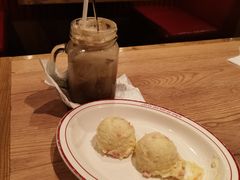 -玛格萝妮比萨屋(四平店)