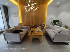 -深圳富苑皇冠假日套房酒店