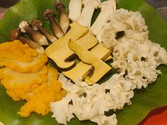 -钢管厂五区小郡肝串串香火锅(梅川路店)