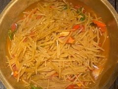 酸辣土豆丝-丝路金桃·新疆菜(徐汇店)