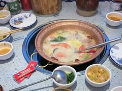 -阿婆情腊排骨火锅(金虹路店)