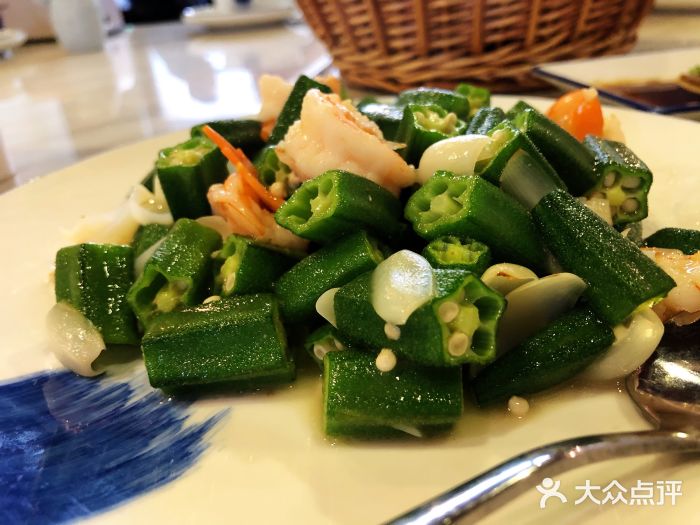 肉神潮汕卤鹅图片
