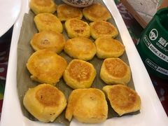 -闯关东东北农家菜(崂山石老人店)