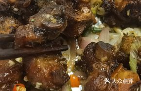 Spicy Salt Pork Trotters