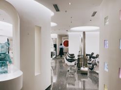 -AYO SALON