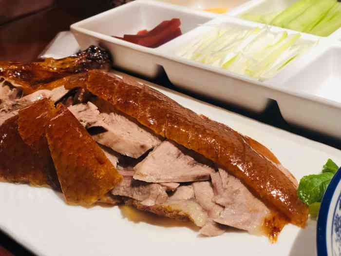 京味张·北京烤鸭(宝安西乡店)-"好久没吃烤鸭了 约的工作日来吃人不