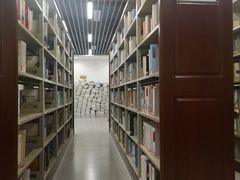 -中国地质大学图书馆