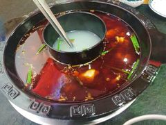 -重庆烧鸡公火锅(簋街店)