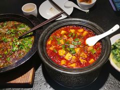 -万重锦·人文川菜馆(骡马市店)