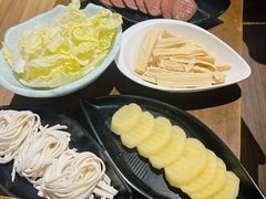 -快乐小羊·内蒙牛羊肉火锅(流花中心店)