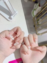 -瞧·享轻奢美甲美睫