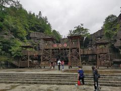 -梭布垭石林景区