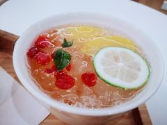 蔓越莓桃胶银耳-炖物24章·顺时轻养茶(杭州大厦店)