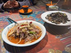 -乡村馕坑肉·烧烤·新疆菜·本地人更爱吃(阿勒泰首店)