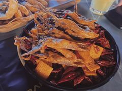 川香鸭舌-INNS BAR 音乐酒吧餐厅