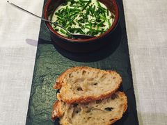 -Lugdunum Bouchon Lyonnais