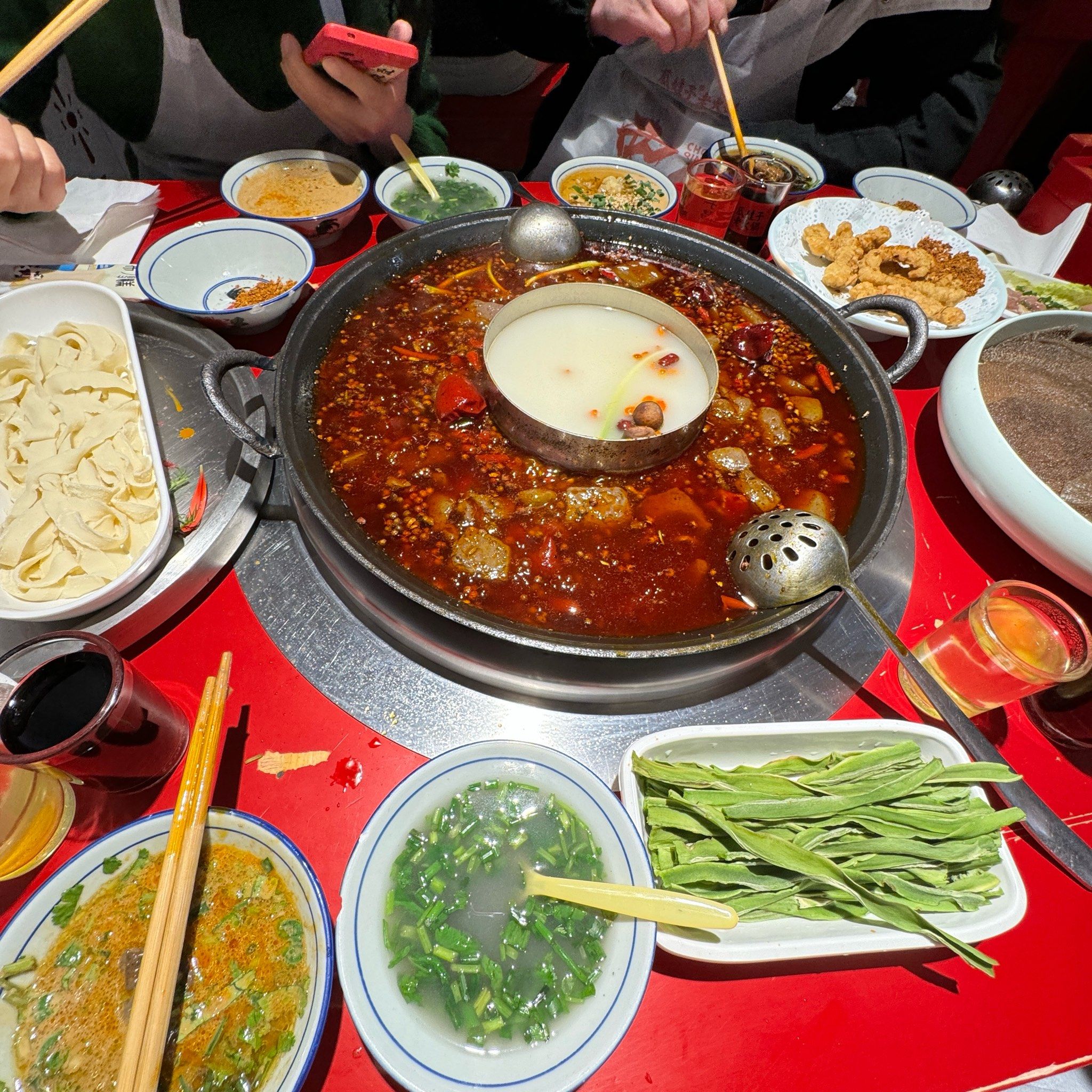 瓜娃子重庆火锅太好吃辣