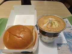 -麦当劳(轻轨曹杨路店)