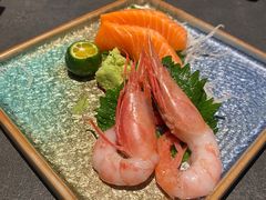 -铭牛烧肉·和牛海鲜自助(高新月牙湖店)