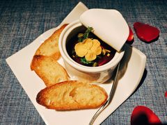 -弦月窗LUNETTE BY AMANDA(复兴路店)