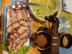 -乔家小院•非遗驴肉•本地小海鲜(滨河路店)