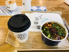 -南门金峰辣子鸡·玩串串(昌发展万科广场店)