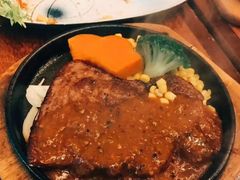 -玛格萝妮比萨屋(四平店)