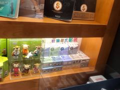 -西西弗书店&矢量咖啡(凯德晶萃广场店)