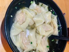 冬笋鲜肉烧麦-真真鲜馄饨店(启蒙路店)