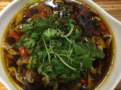 -自贡盐帮菜·玩辣餐厅(樱花园西街店)