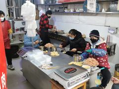 大堂-三七八巷蛋饺春卷店