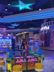 -LuckyStar幸运星家庭娱乐中心(东莞国贸店)