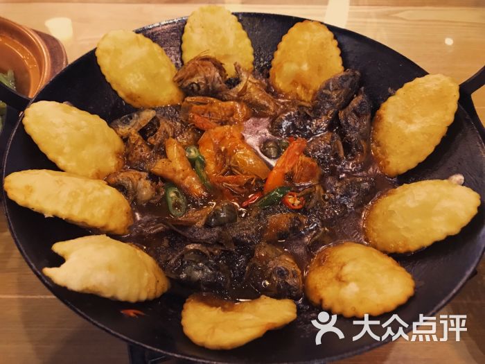 小灶王(大华店)地锅杂鱼图片 - 第1张