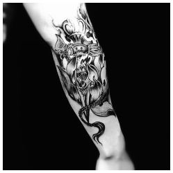 -椿树下·Tattoo纹身工作室