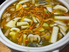 -麦麦山云南菜(复地活力城店)