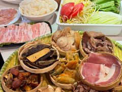 -菌海森林·非遗野生菌火锅(西山区滇池路摩根道店)