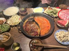 -萍姐火锅·公路夜市(武汉首店)