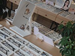 -康利眼镜·蔡司战略合作店(龙泉书房店)