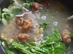 -陆师傅砂锅烫菜(圆通街店)