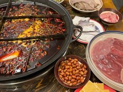 -艾嬢七八九老火锅(37年李子坝店)