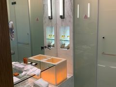 -上海滴水湖皇冠假日酒店