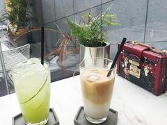 -UNI UNI(环亚凯瑟琳店)